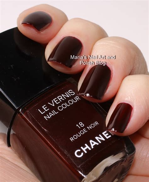 rouge et noir smalto chanel|Chanel nail polish.